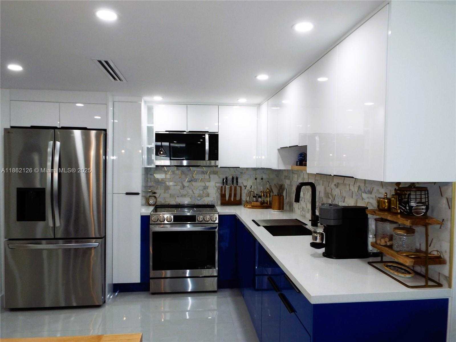 Small Image of 5701 COLLINS AVE #1619, Miami Beach Number 15