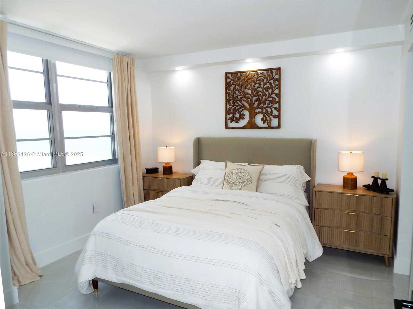 Small Image of 5701 COLLINS AVE #1619, Miami Beach Number 18