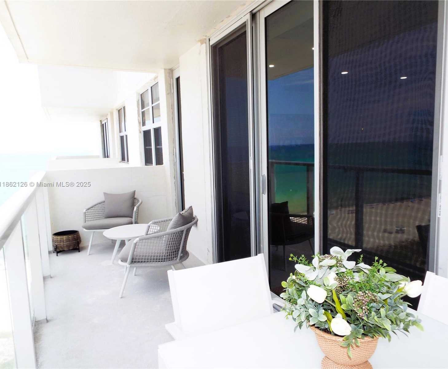 Small Image of 5701 COLLINS AVE #1619, Miami Beach Number 43