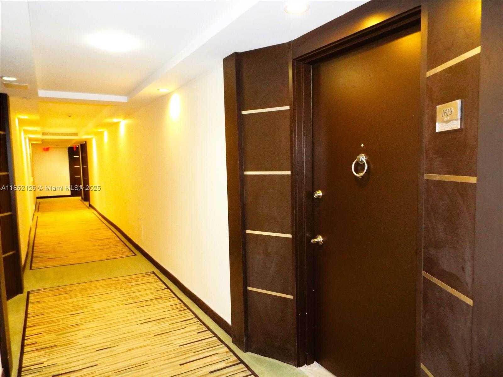 Small Image of 5701 COLLINS AVE #1619, Miami Beach Number 50