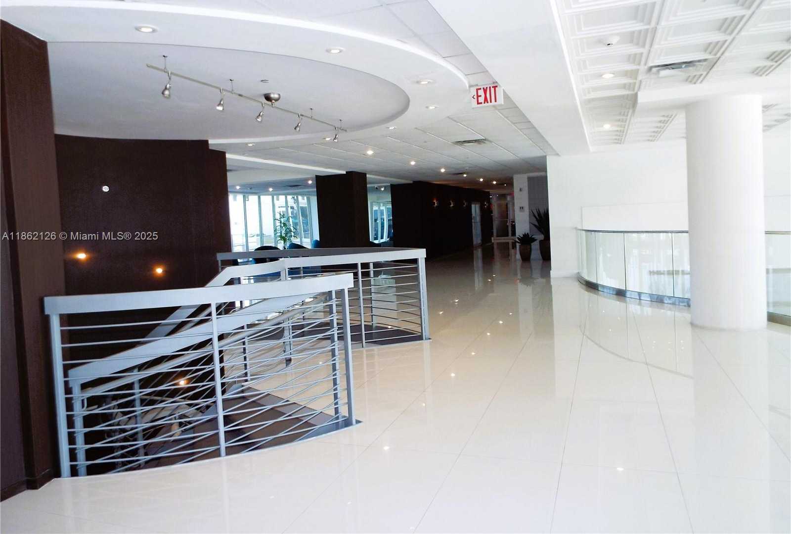 Small Image of 5701 COLLINS AVE #1619, Miami Beach Number 54