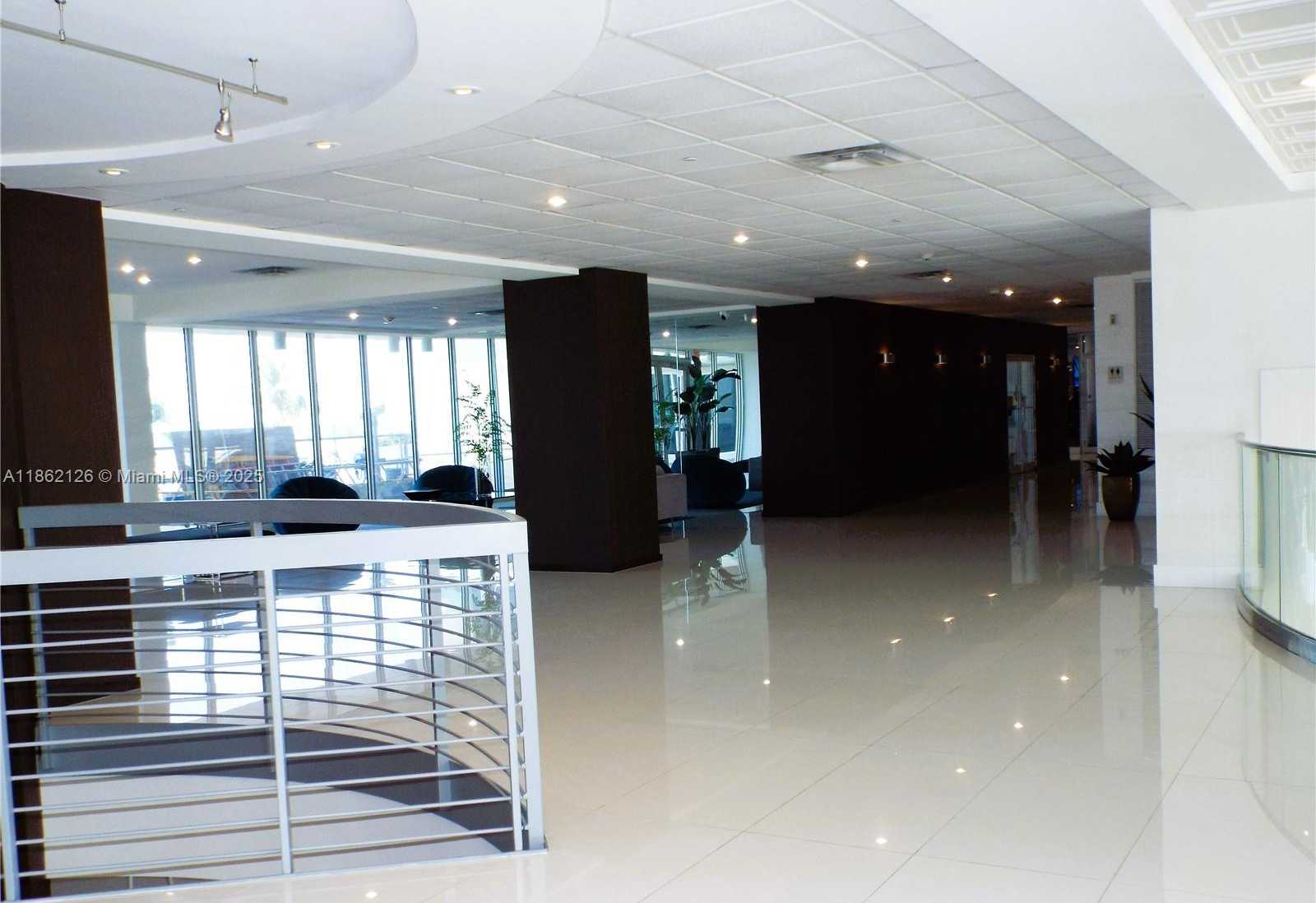 Small Image of 5701 COLLINS AVE #1619, Miami Beach Number 55