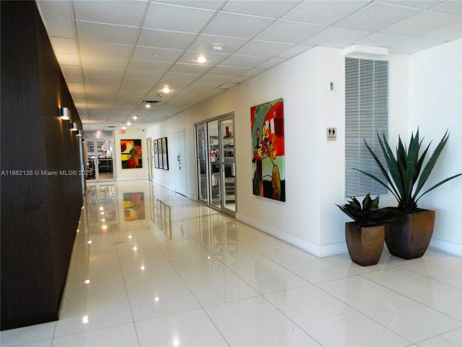 Small Image of 5701 COLLINS AVE #1619, Miami Beach Number 56