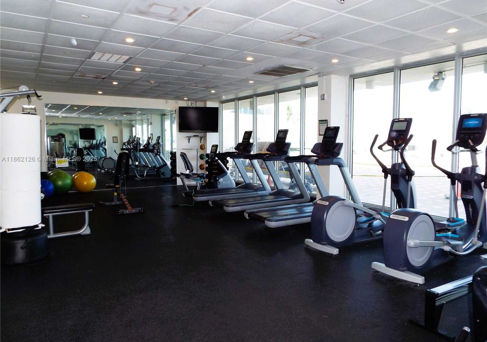 Small Image of 5701 COLLINS AVE #1619, Miami Beach Number 58