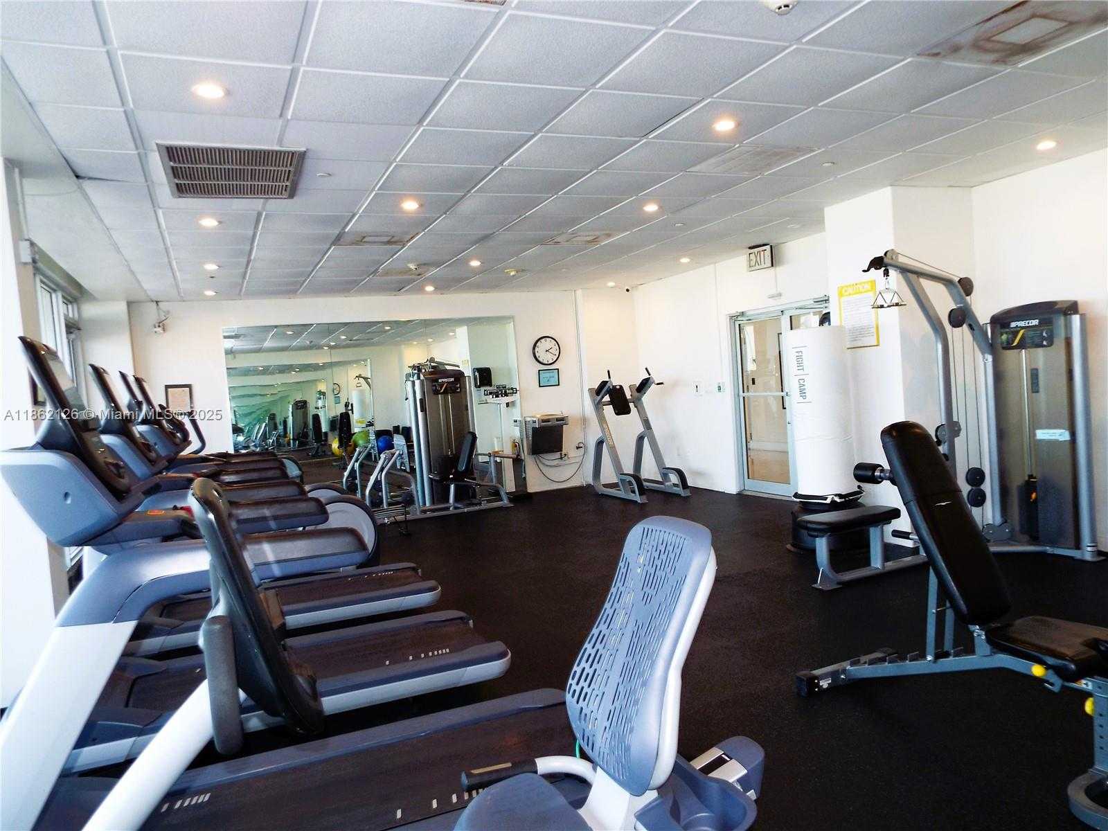 Small Image of 5701 COLLINS AVE #1619, Miami Beach Number 60