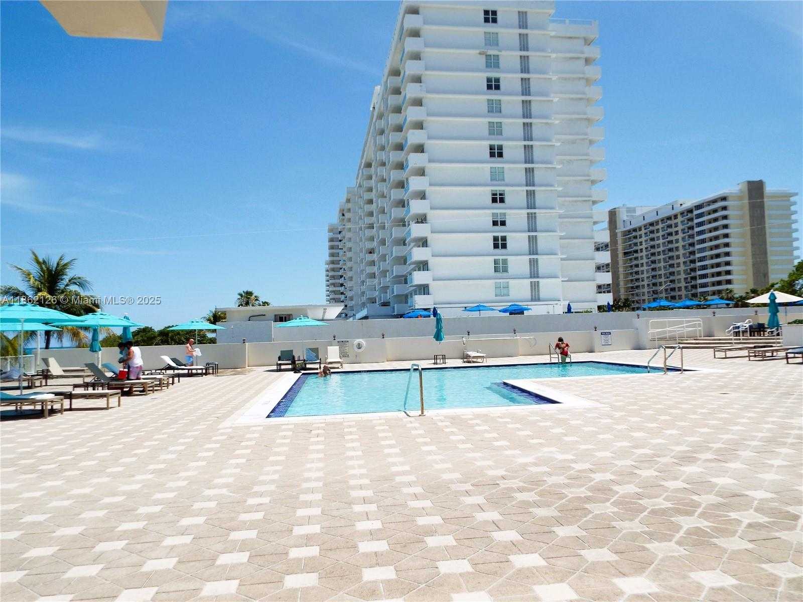 Small Image of 5701 COLLINS AVE #1619, Miami Beach Number 66