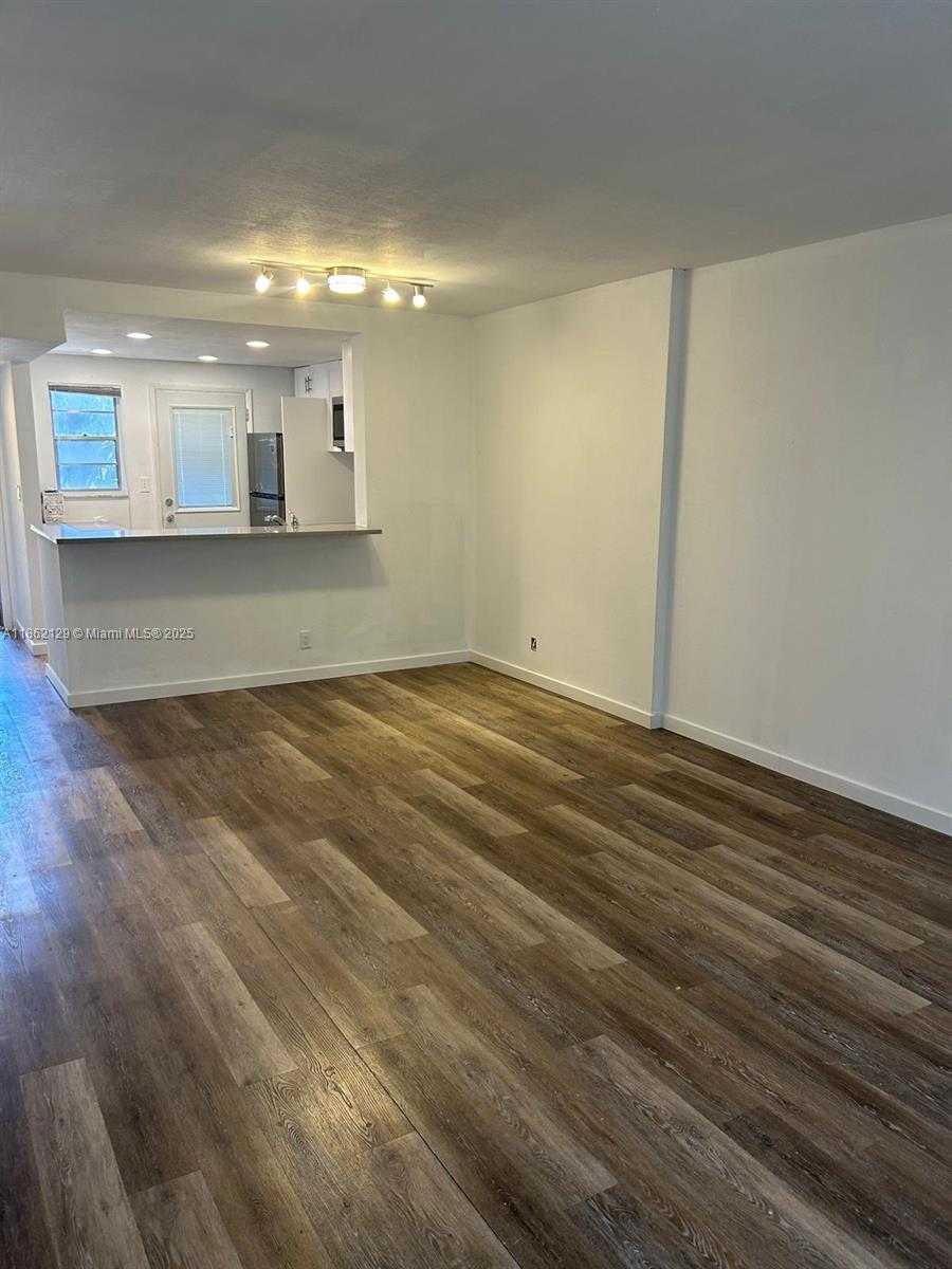 Small Image of 500 NORTH EAST 12TH AVE #304, Hallandale Beach Number 3