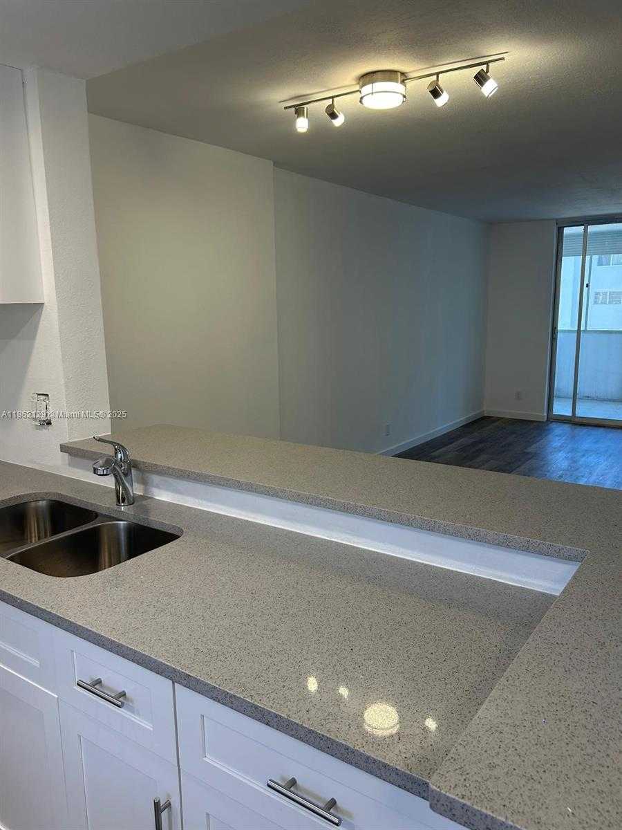 Small Image of 500 NORTH EAST 12TH AVE #304, Hallandale Beach Number 9