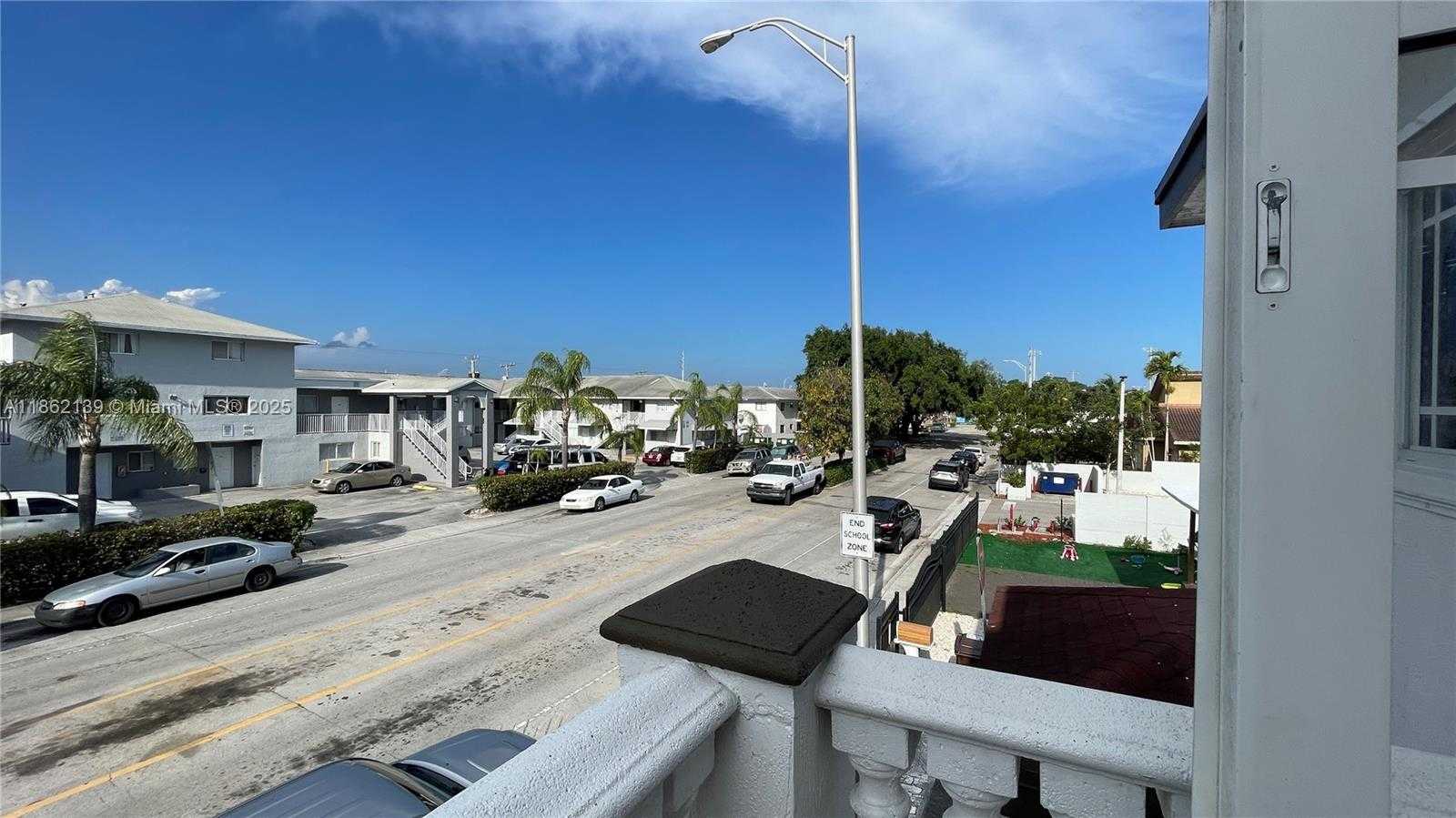 Small Image of 318 EAST 6TH ST #101, Hialeah Number 13