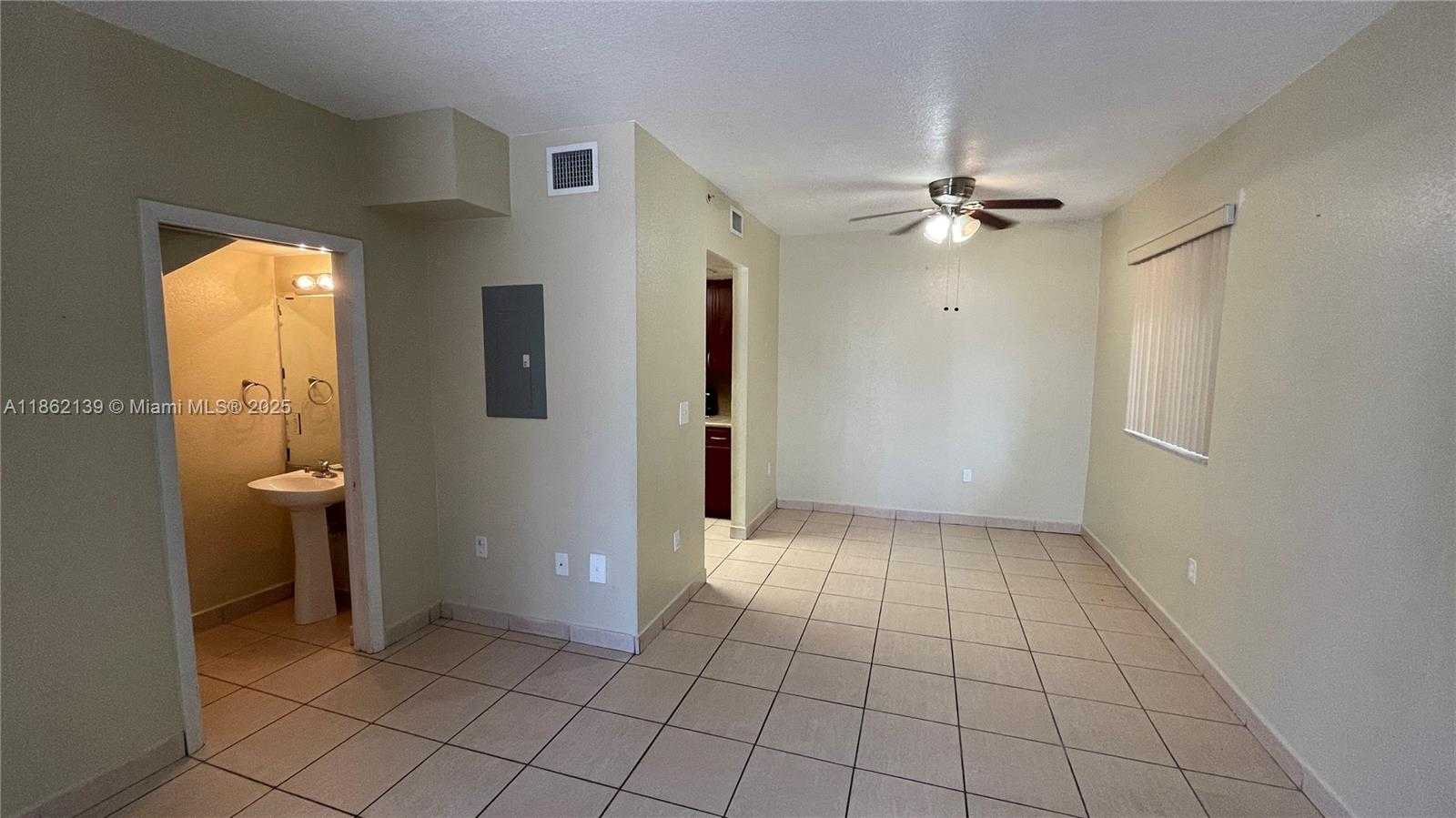 Small Image of 318 EAST 6TH ST #101, Hialeah Number 5