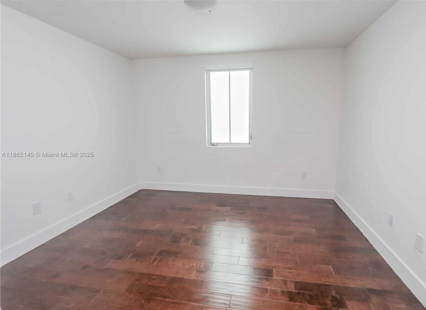 Small Image of 8241 NORTH WEST 34TH DR, Doral Number 15