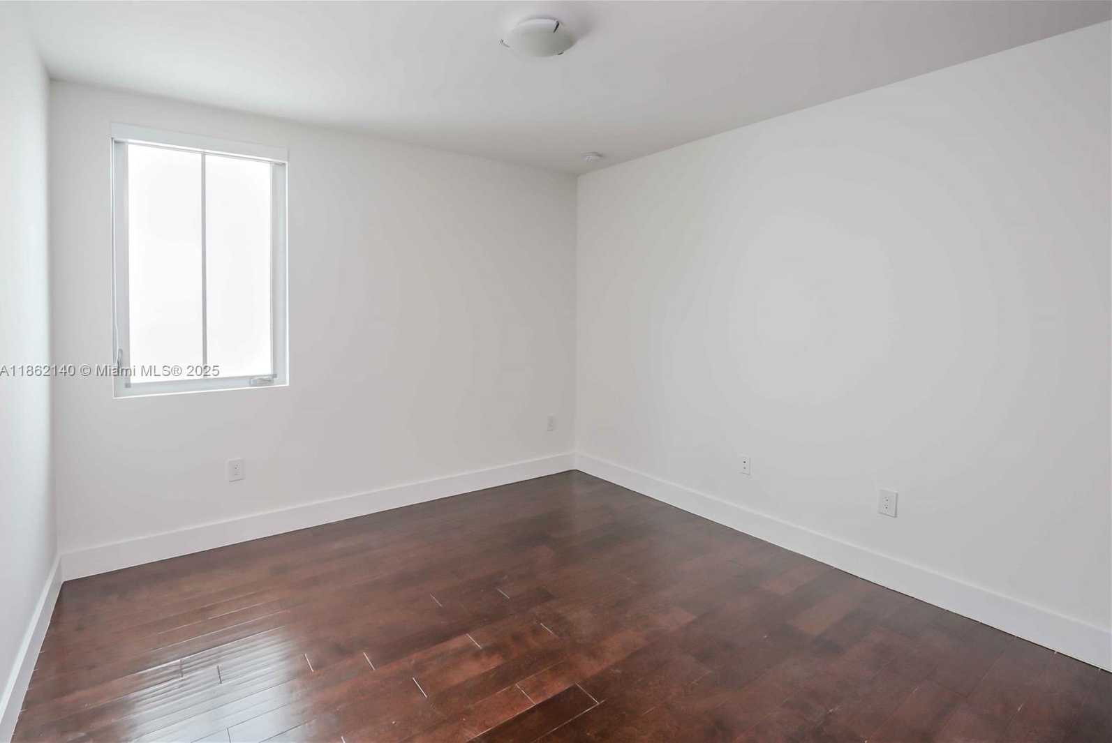 Small Image of 8241 NORTH WEST 34TH DR, Doral Number 16