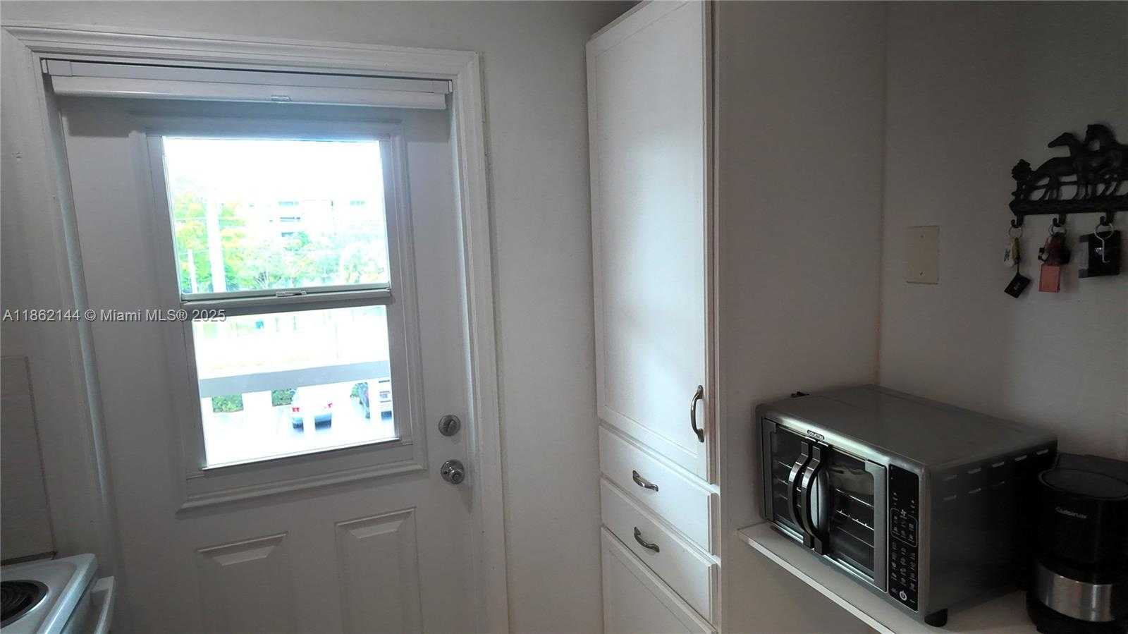 Small Image of 5200 WASHINGTON ST #302, Hollywood Number 21