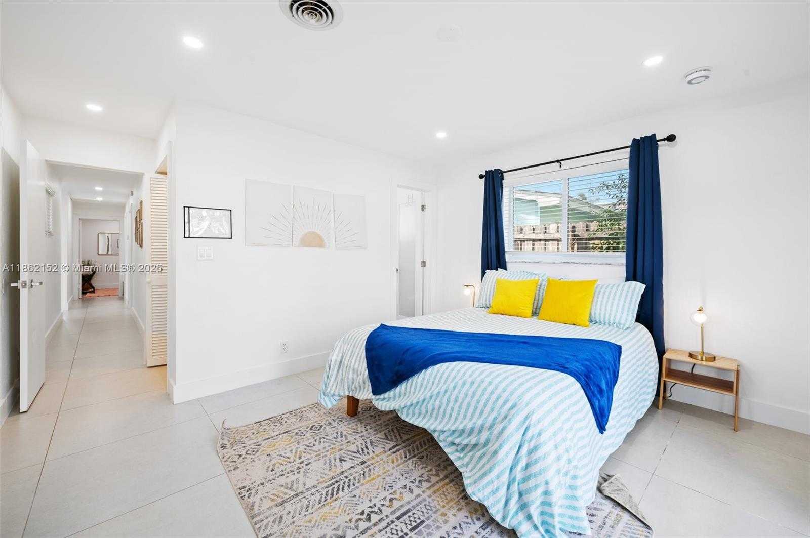 Small Image of 1709 SOUTH WEST 5TH PL, Fort Lauderdale Number 14