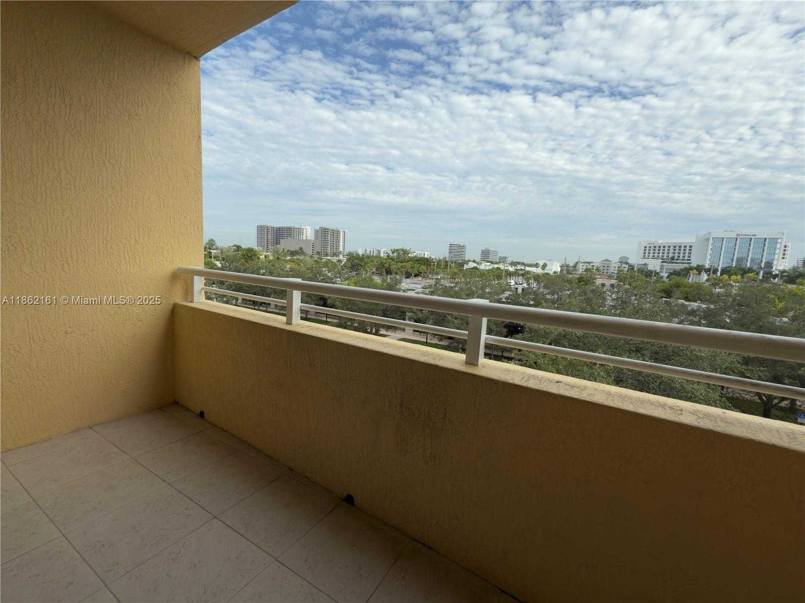 Small Image of 2775 NORTH EAST 187TH ST #304, Aventura Number 16