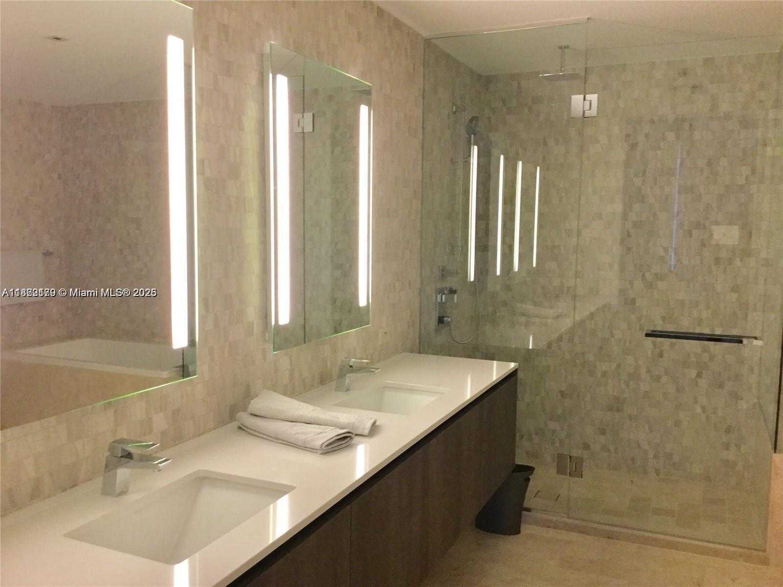 Small Image of 88 SOUTH WEST 7TH ST #2605, Miami Number 4