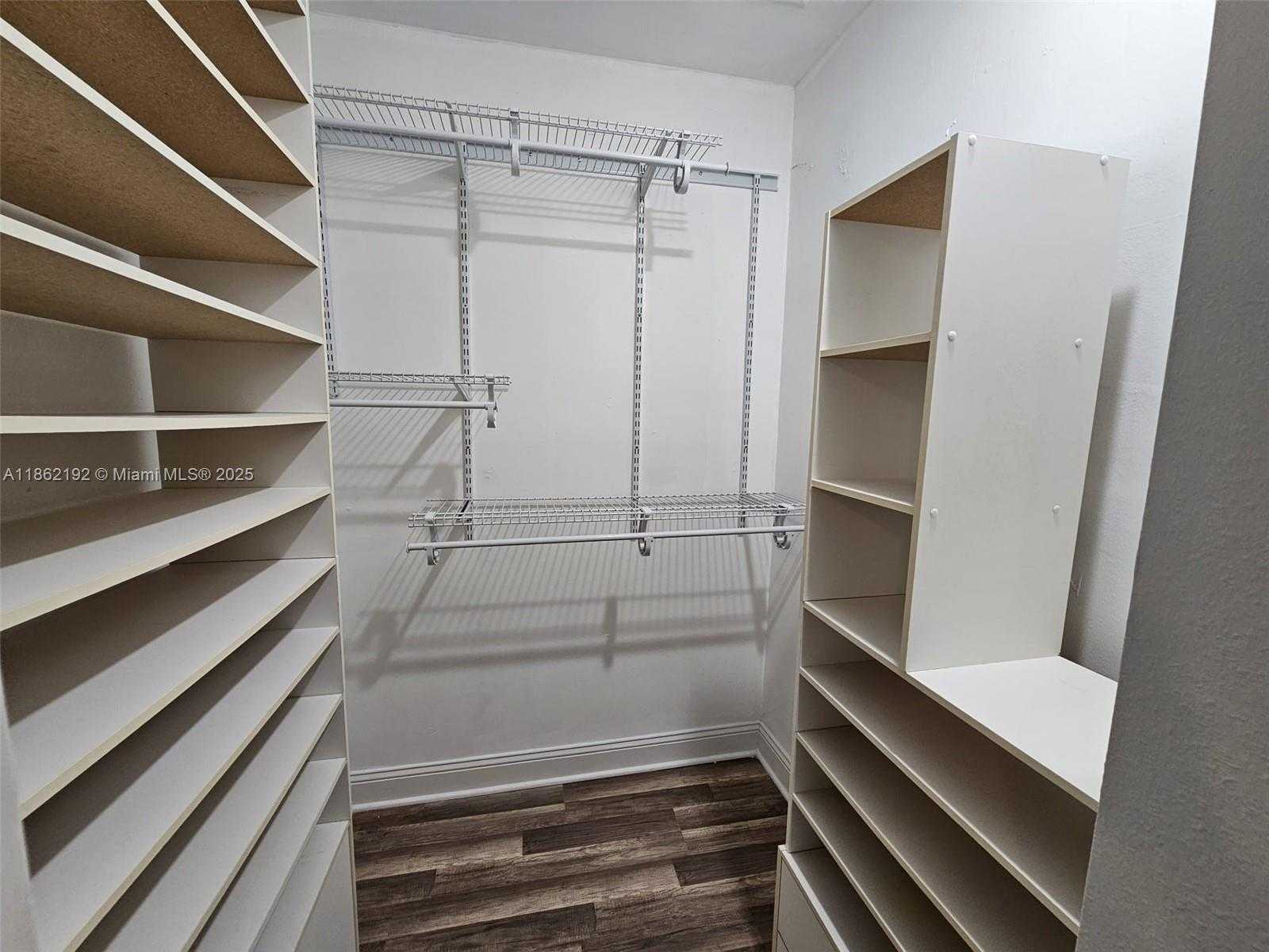 Small Image of 15160 SOUTH WEST 128TH AVE, Miami Number 12