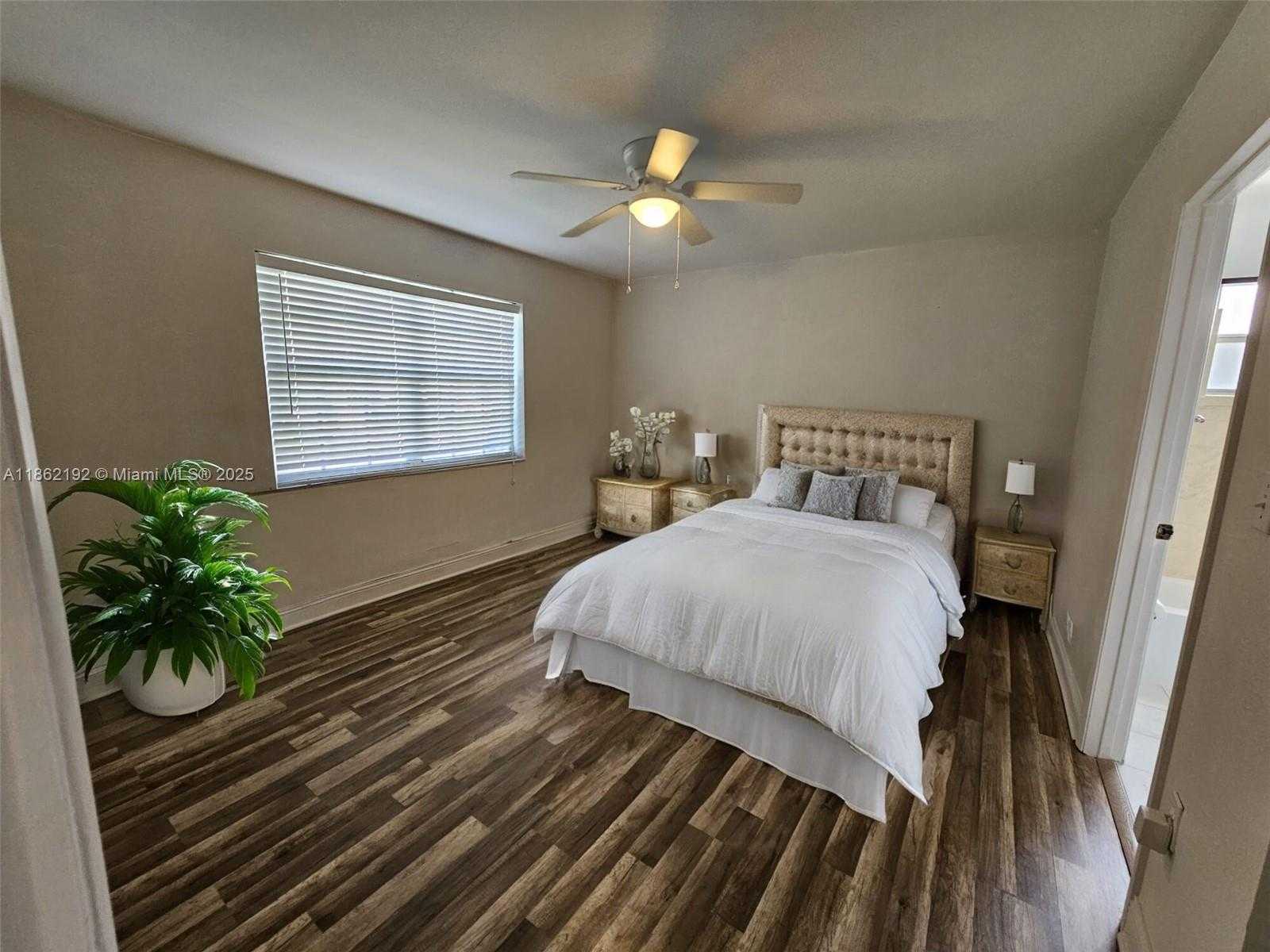 Small Image of 15160 SOUTH WEST 128TH AVE, Miami Number 6
