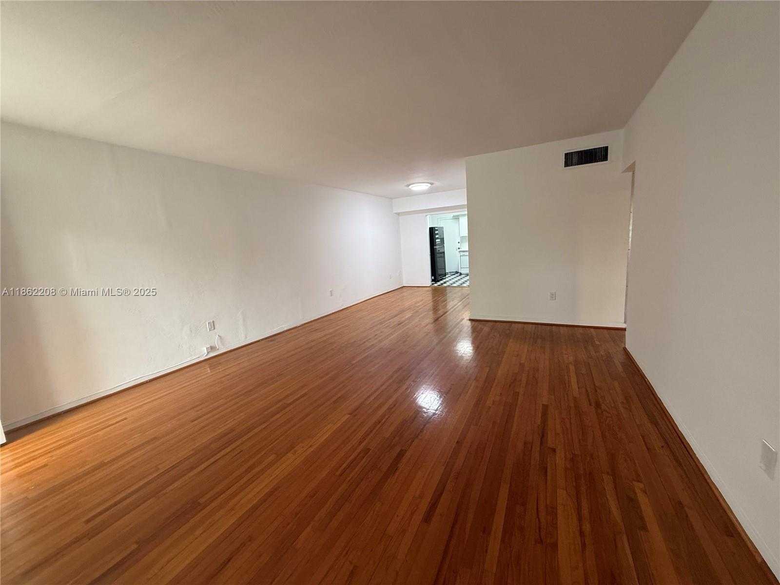 Small Image of 1101 98TH ST #5, Bay Harbor Islands Number 2