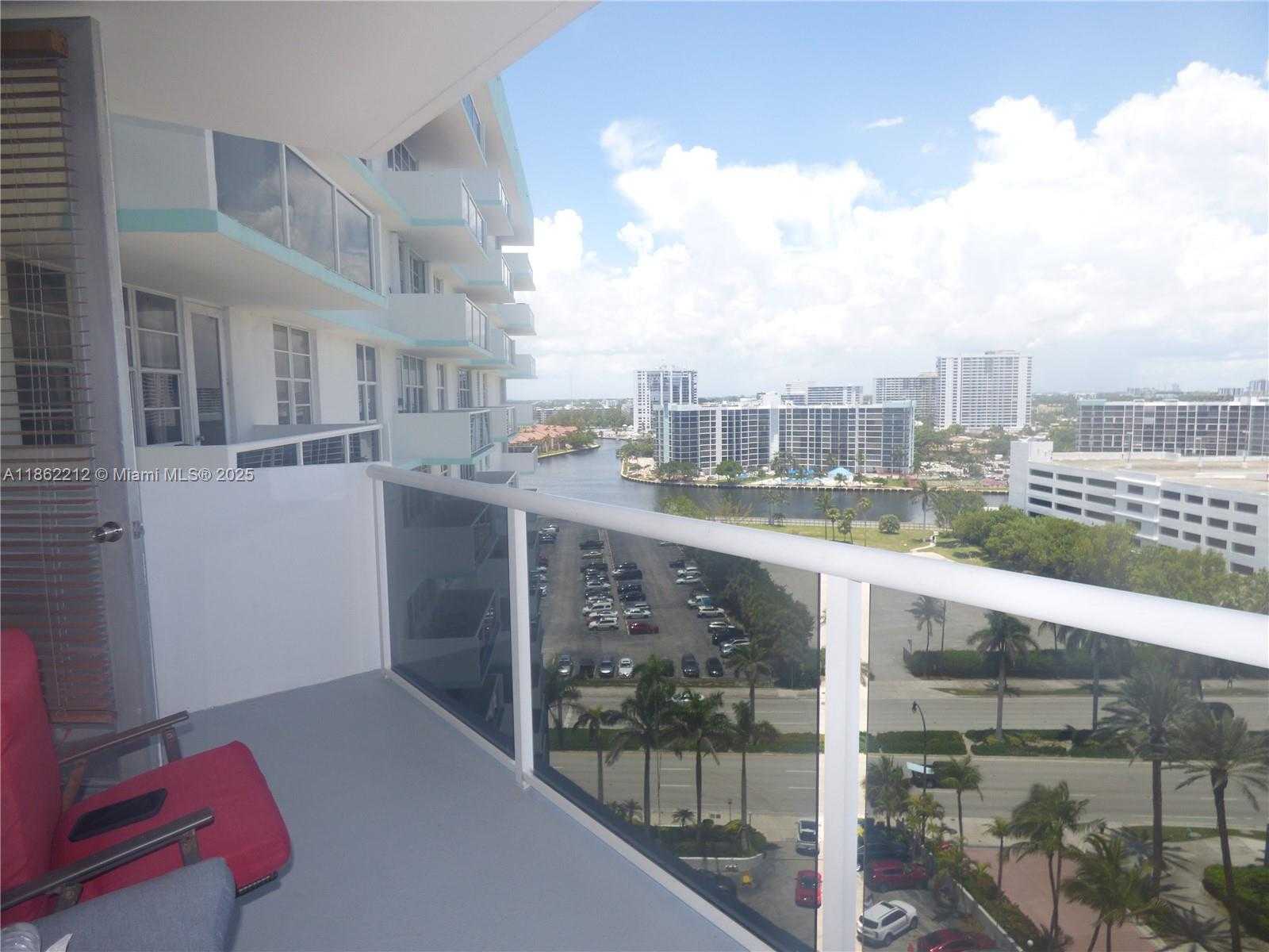 Small Image of 3725 SOUTH OCEAN DR #1419, Hollywood Number 5