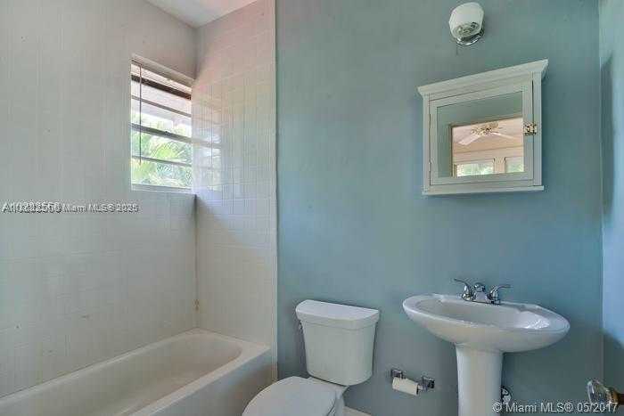 Small Image of 2000 SOUTH MIAMI AVE, Miami Number 15