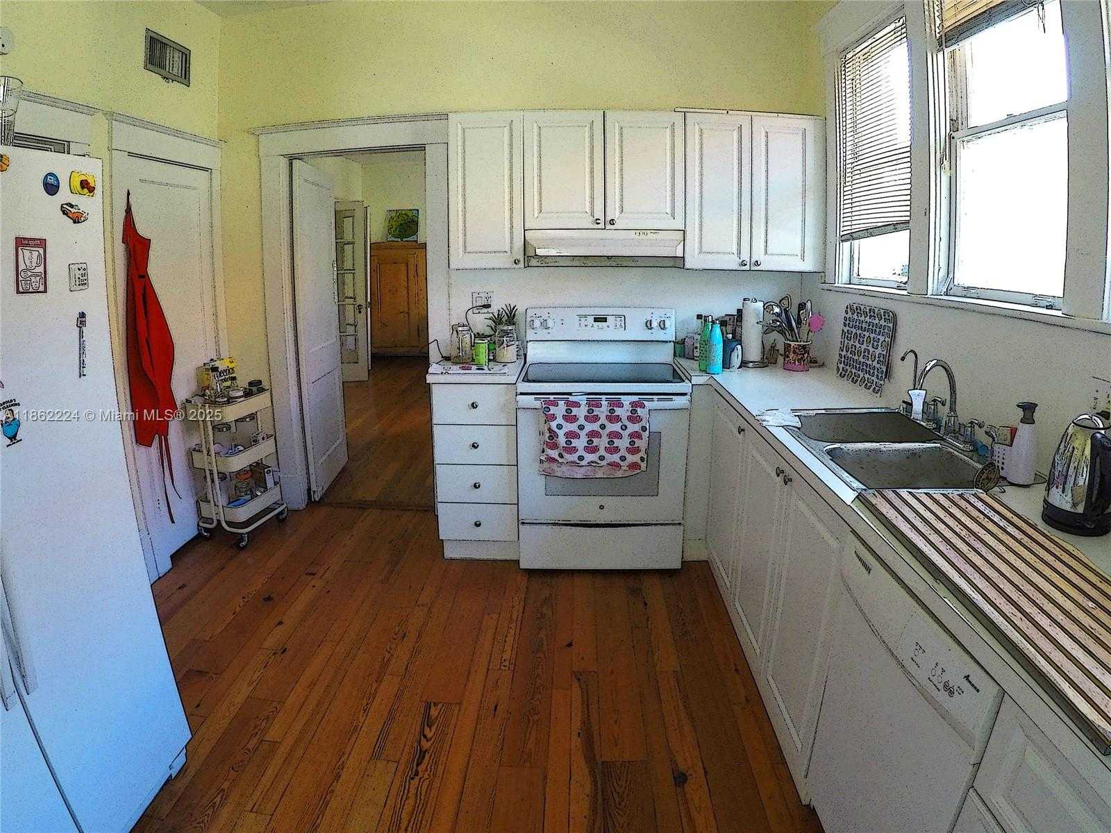 Small Image of 2000 SOUTH MIAMI AVE, Miami Number 32