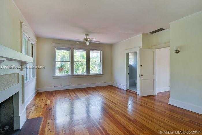 Small Image of 2000 SOUTH MIAMI AVE, Miami Number 8