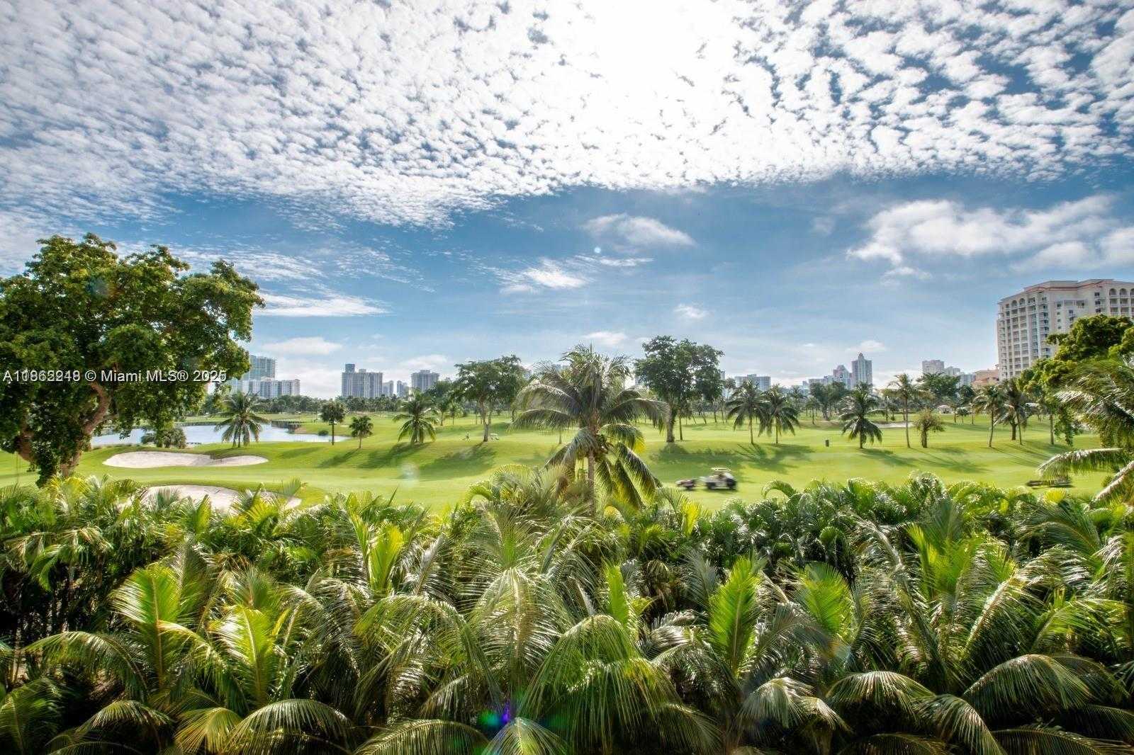Small Image of 20335 E Country Club Dr, Aventura, FL 33180, USA Number 16