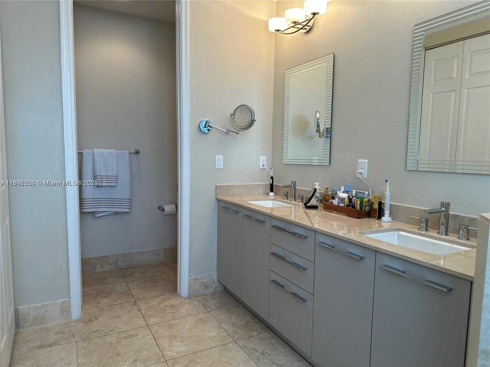 Small Image of 5152 NORTH WEST 84TH AVE #., Doral Number 11
