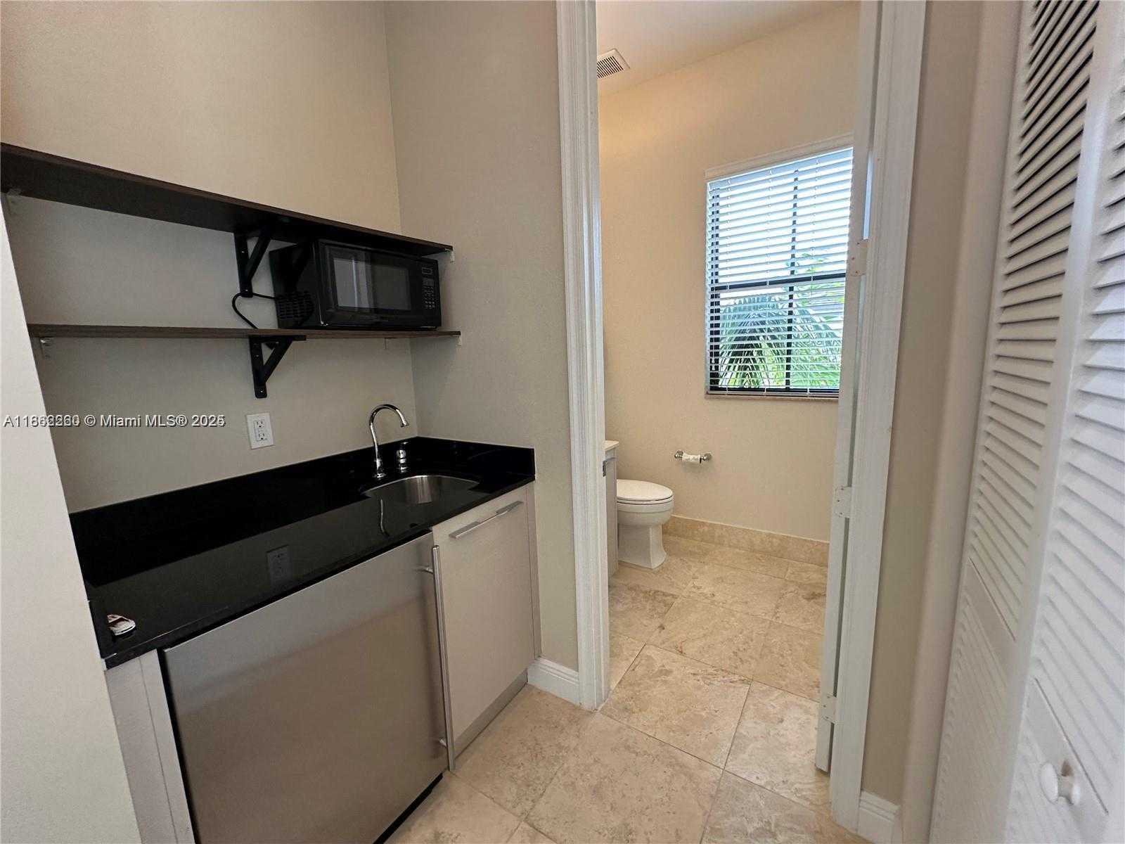 Small Image of 5152 NORTH WEST 84TH AVE #., Doral Number 20