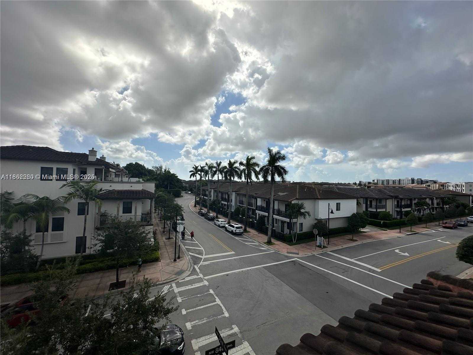 Small Image of 5152 NORTH WEST 84TH AVE #., Doral Number 27