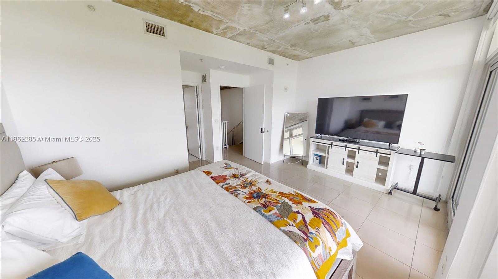 Small Image of 3250 NORTH EAST 1ST AVE #546, Miami Number 14