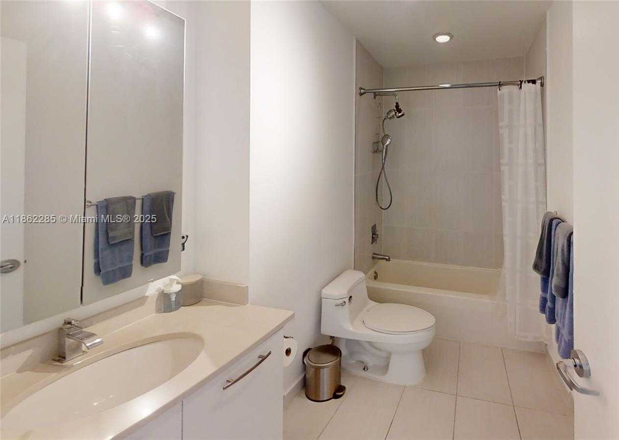 Small Image of 3250 NORTH EAST 1ST AVE #546, Miami Number 24