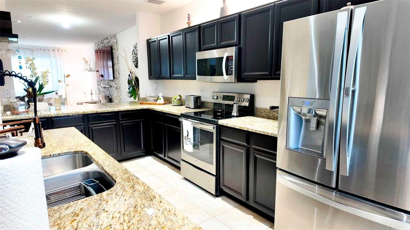 Small Image of 14213 SOUTH WEST 274TH ST, Homestead Number 8