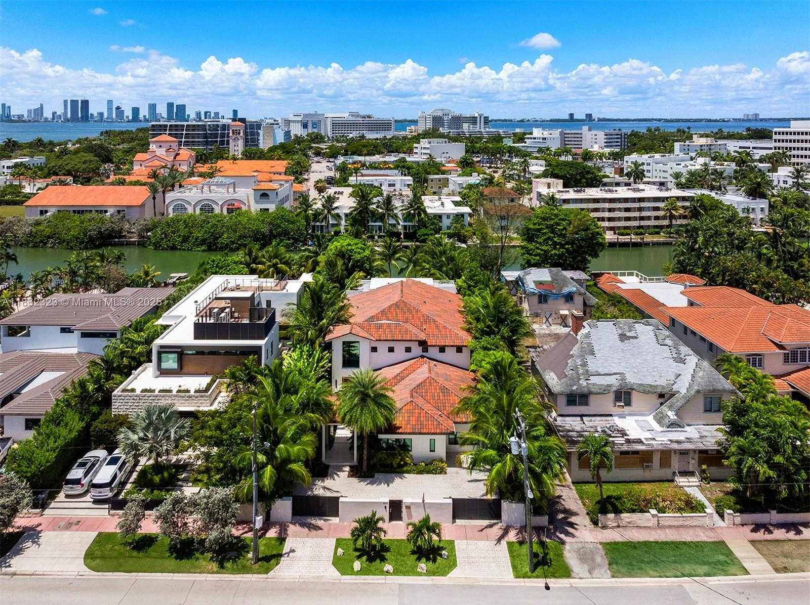 Small Image of 3734 CHASE AVE, Miami Beach Number 10
