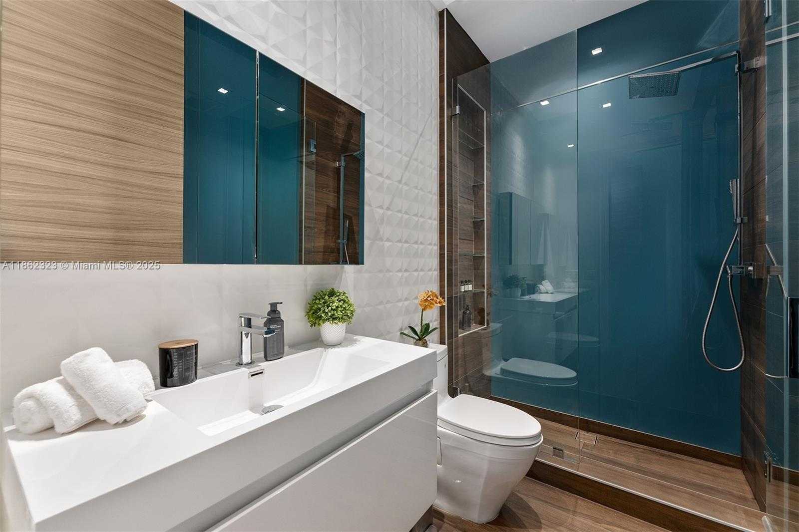 Small Image of 3734 CHASE AVE, Miami Beach Number 24