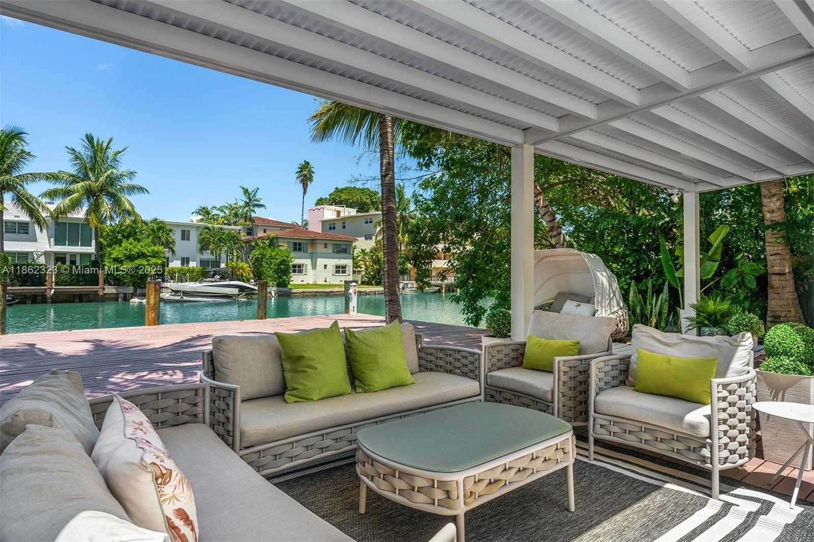 Small Image of 3734 CHASE AVE, Miami Beach Number 29