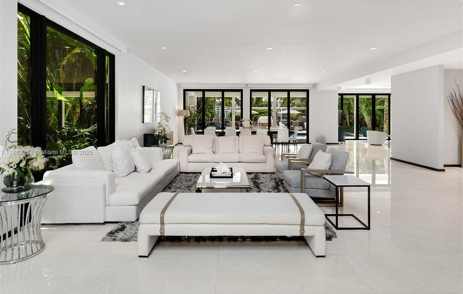 Small Image of 3734 CHASE AVE, Miami Beach Number 7