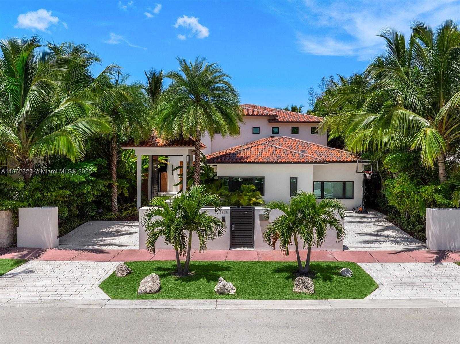 Small Image of 3734 CHASE AVE, Miami Beach Number 8