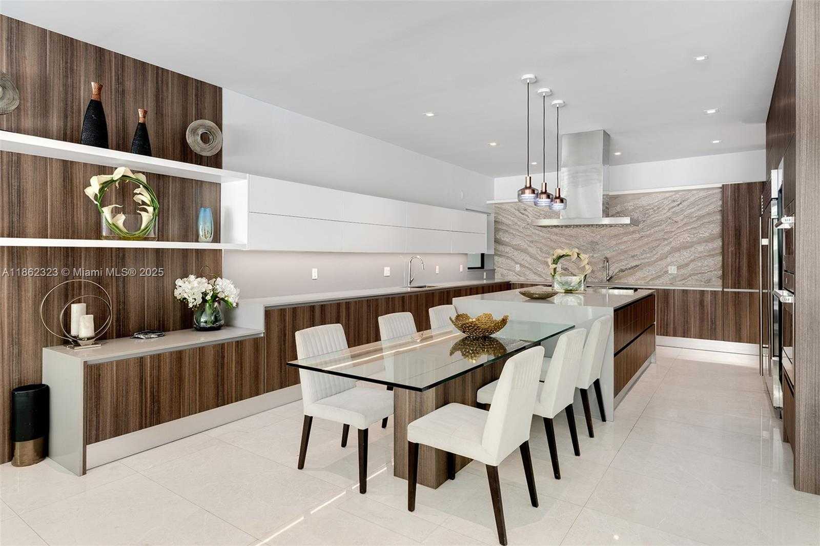 Small Image of 3734 CHASE AVE, Miami Beach Number 9