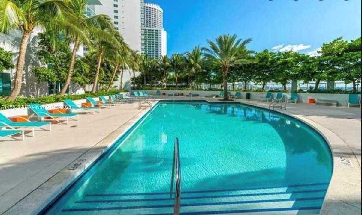 Small Image of 1900 NORTH BAYSHORE DR #810, Miami Number 2