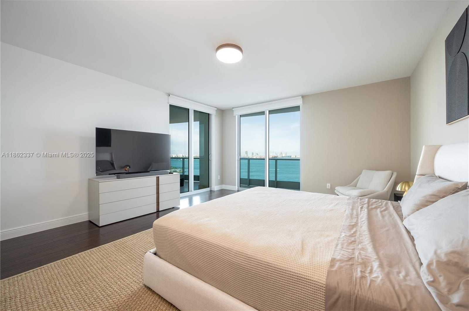 Small Image of 1331 BRICKELL BAY DR #1801, Miami Number 22