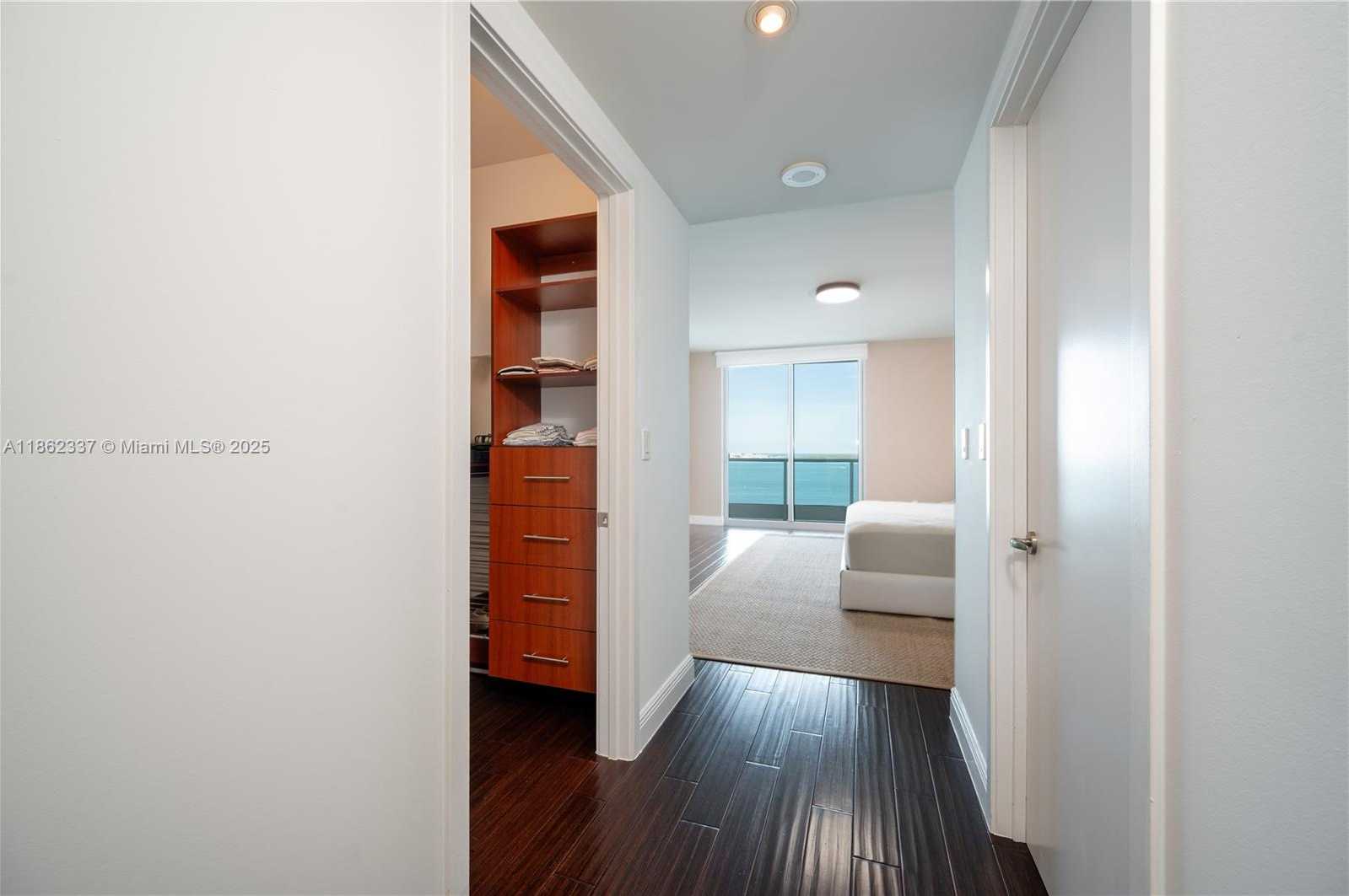 Small Image of 1331 BRICKELL BAY DR #1801, Miami Number 23