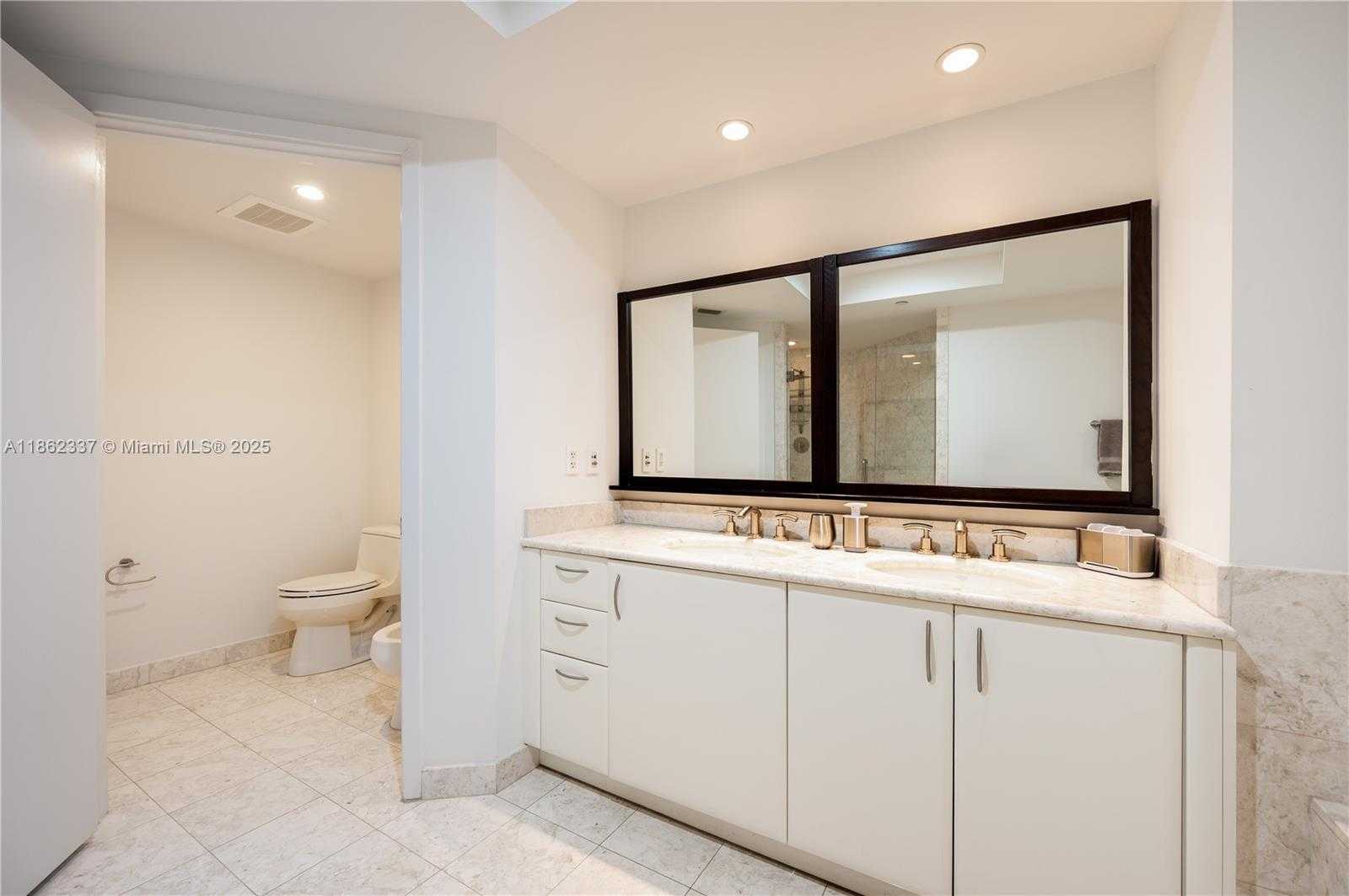Small Image of 1331 BRICKELL BAY DR #1801, Miami Number 24