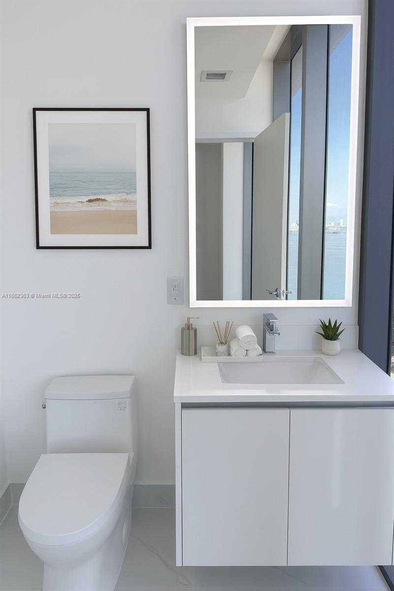 Small Image of 700 NORTH EAST 24 ST #3701, Miami Number 27