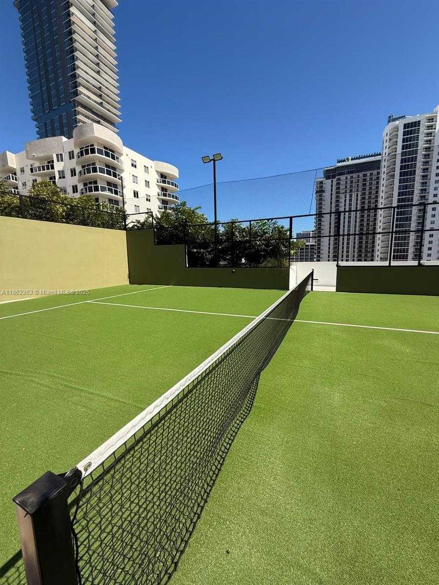 Small Image of 700 NORTH EAST 24 ST #3701, Miami Number 41