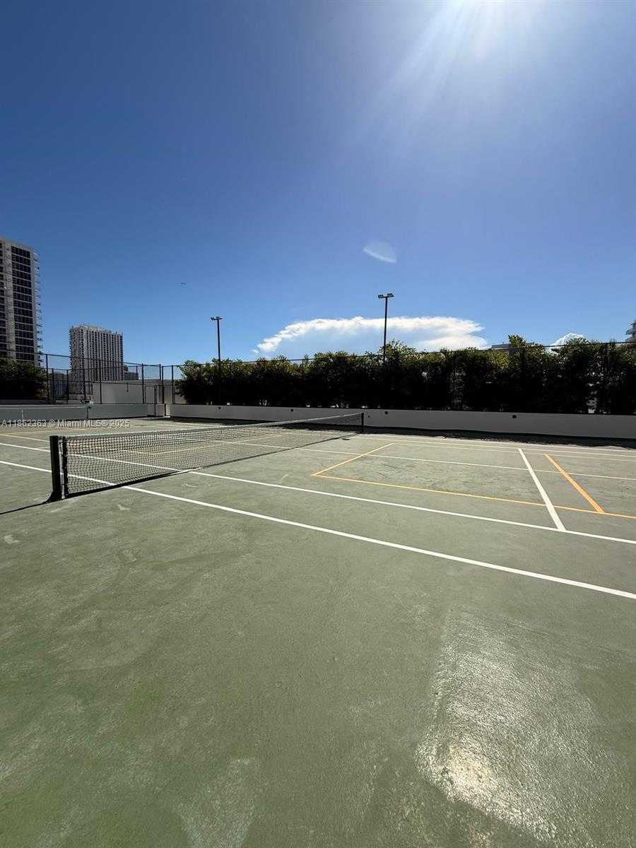 Small Image of 700 NORTH EAST 24 ST #3701, Miami Number 47
