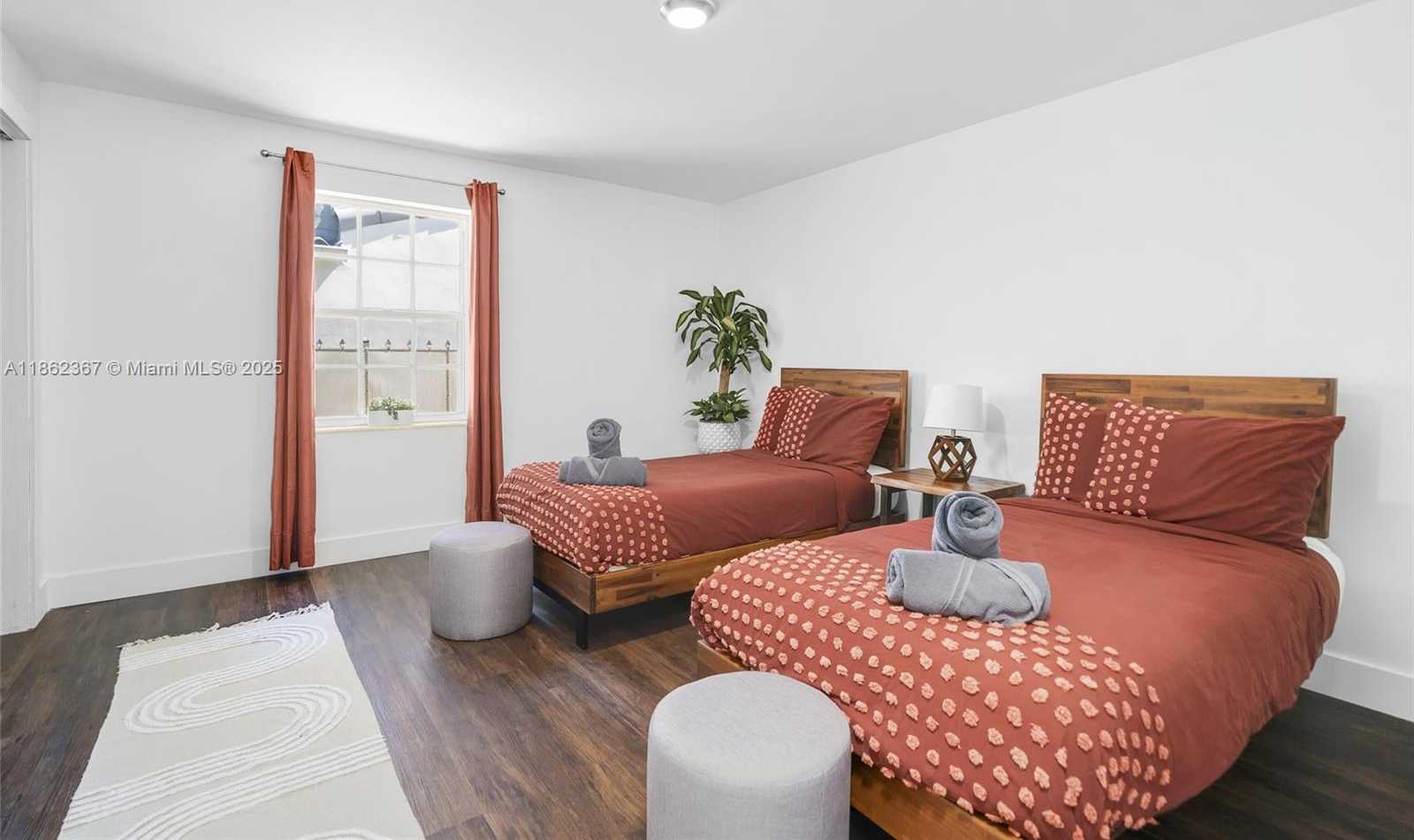 Small Image of 620 SOUTH WEST 22ND RD, Miami Number 17