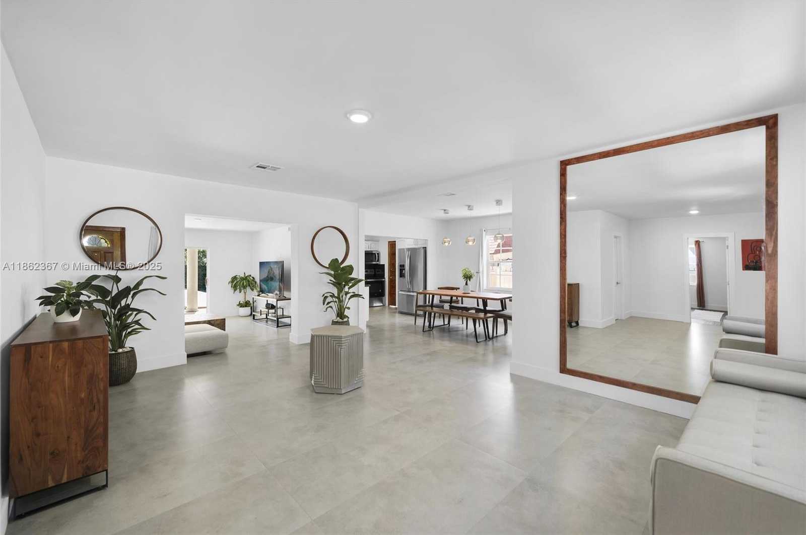 Small Image of 620 SOUTH WEST 22ND RD, Miami Number 3