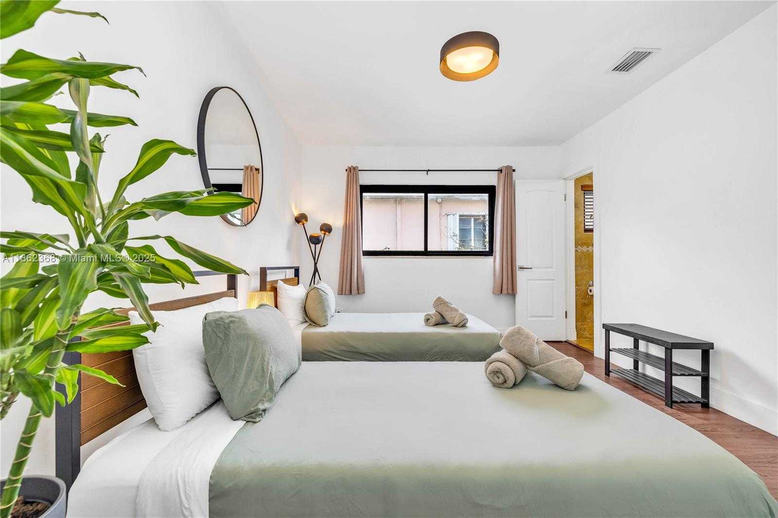 Small Image of 341 SOUTH WEST 21ST RD, Miami Number 20
